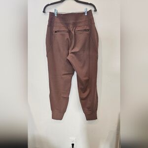 Athleta NWOT Joggers